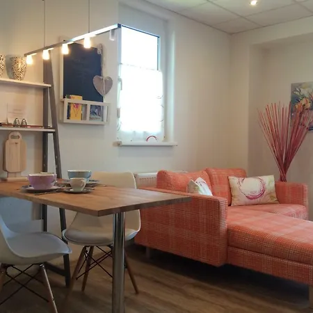 Отель Ferienwohnung Am Mainradweg Айбельштадт
